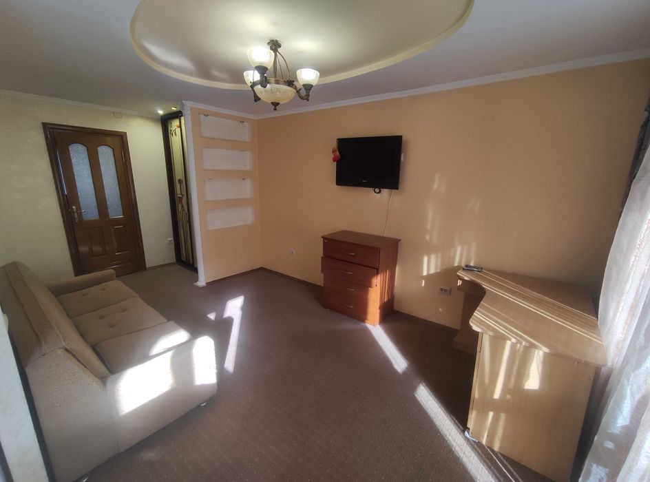 Оренда 2 кім. квартири з ремонтом, вул. Пасічна 58