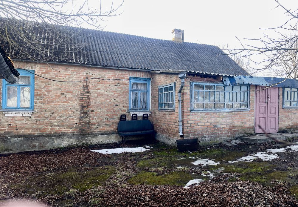 Цегляний будинок в Тайкурах, 15 км від Рівного