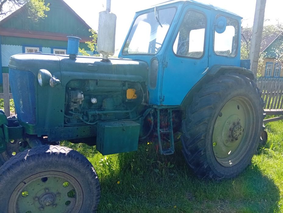 Продам трактор юмз