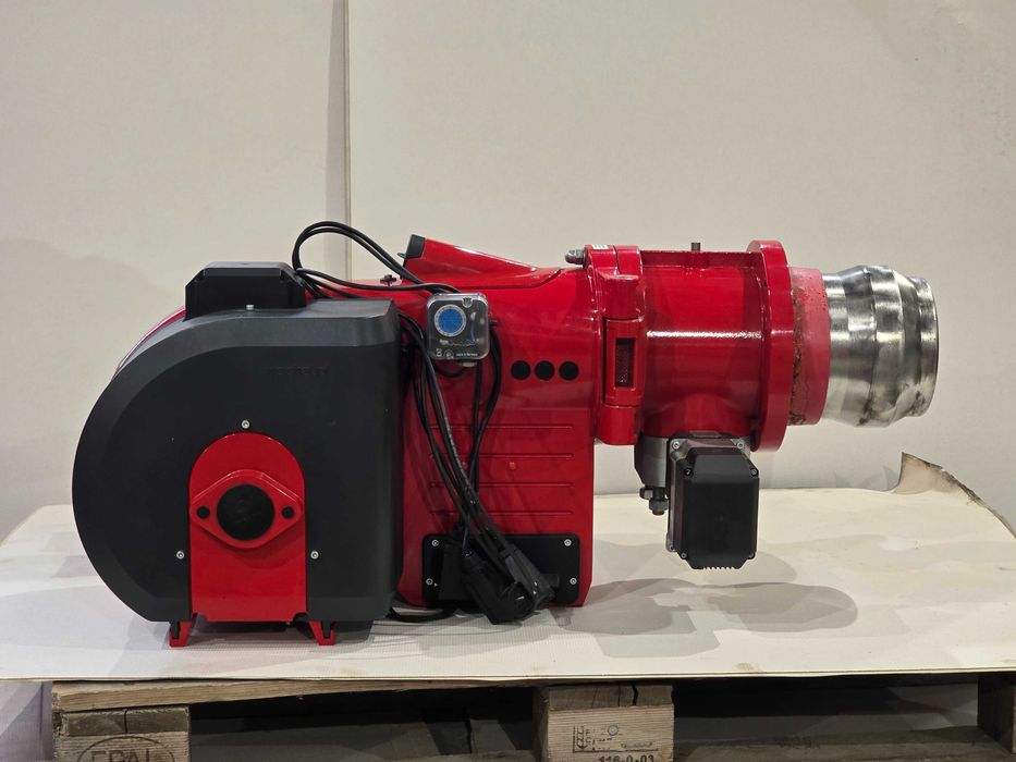 Palnik gazowy Weishaupt WM-G 10/3 ZM LN moc 125-900 kW modulowany