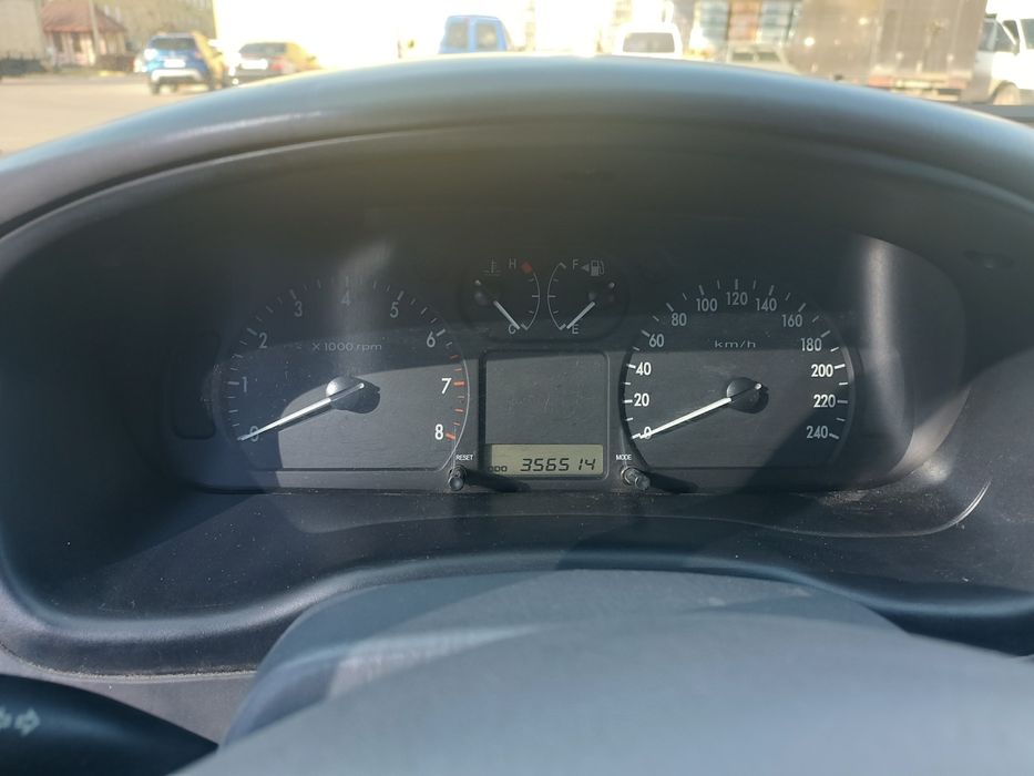 Авто Kia Magentis 2001