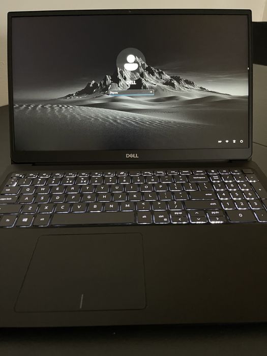 Ноутбук Dell Vostro 5590 l i5-10210u l 16 gb Ram | SSD 256 Gb l