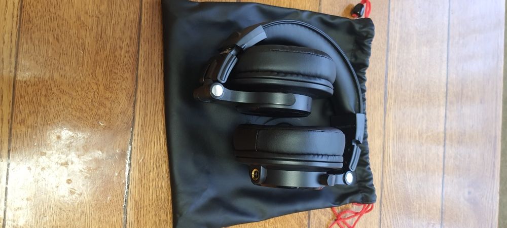 Блютуз навушники Oneodio Fusion A70