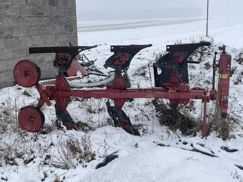 Płóg 3 skibowy obrotowy krone, obrót mechaniczny