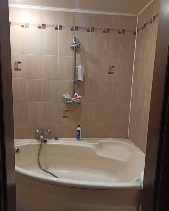 Продам 3-к квартиру, Южный мкрн, ул. Владимира Украинца