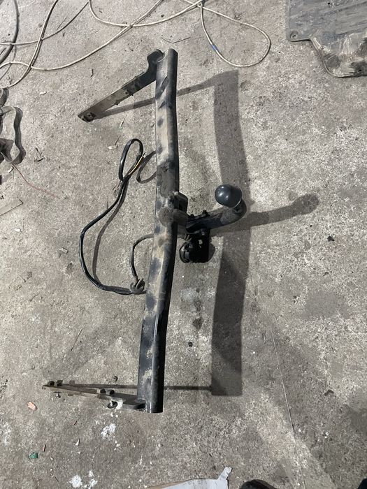 Оригінальний фаркоп прицепне skoda octavia a5