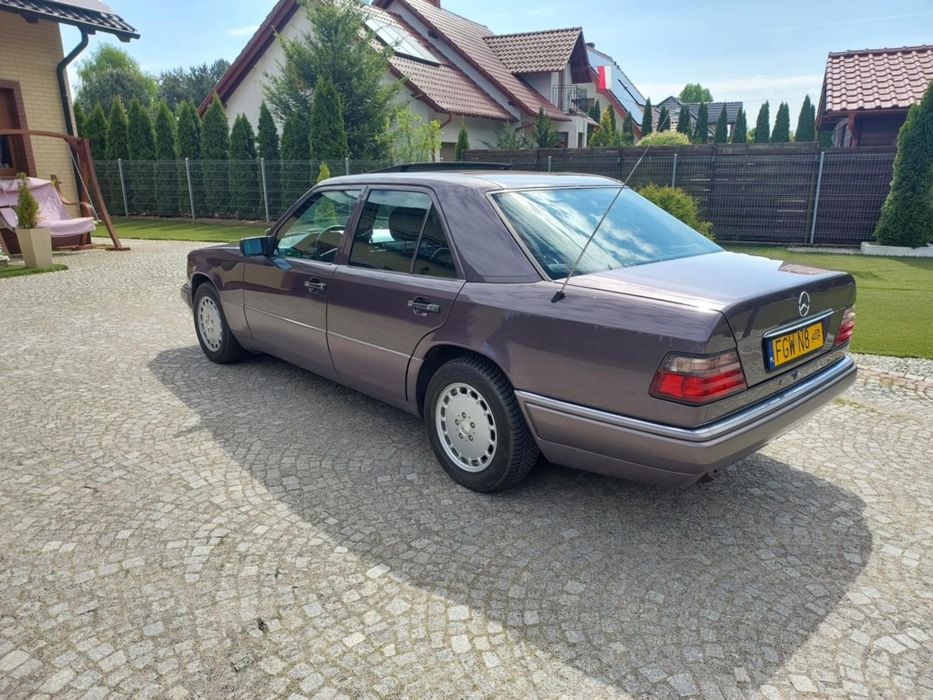 W 124 E220 94 rok Automat