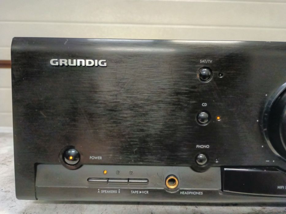 Wzmacniacz stereo GRUNDIG V23 Fine Arts