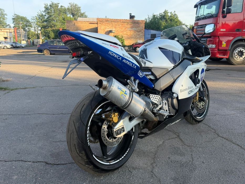 Продам мотоцикл HONDA CBR900RR 954 Fireblade