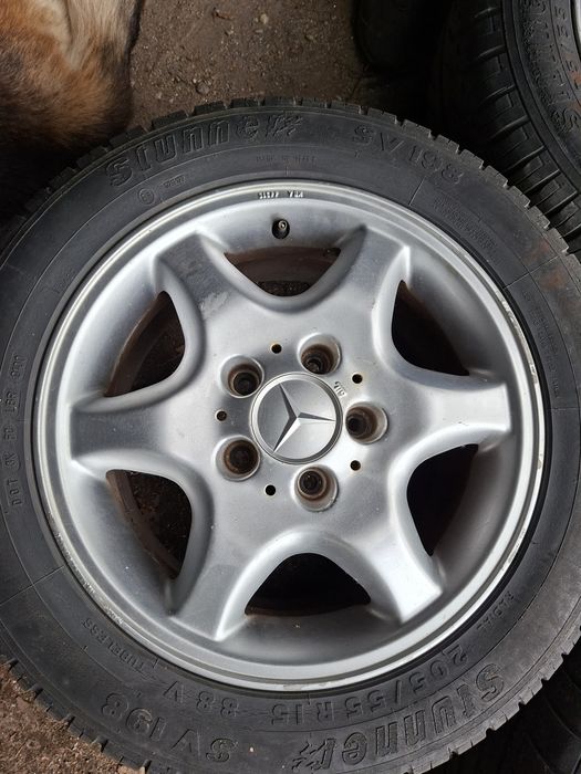Jantes Mercedes com pneus