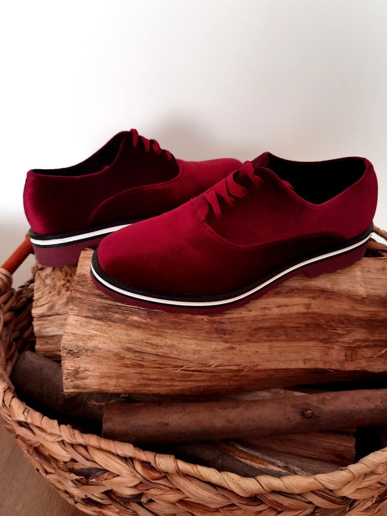 Sapatos hotsell bordeaux senhora