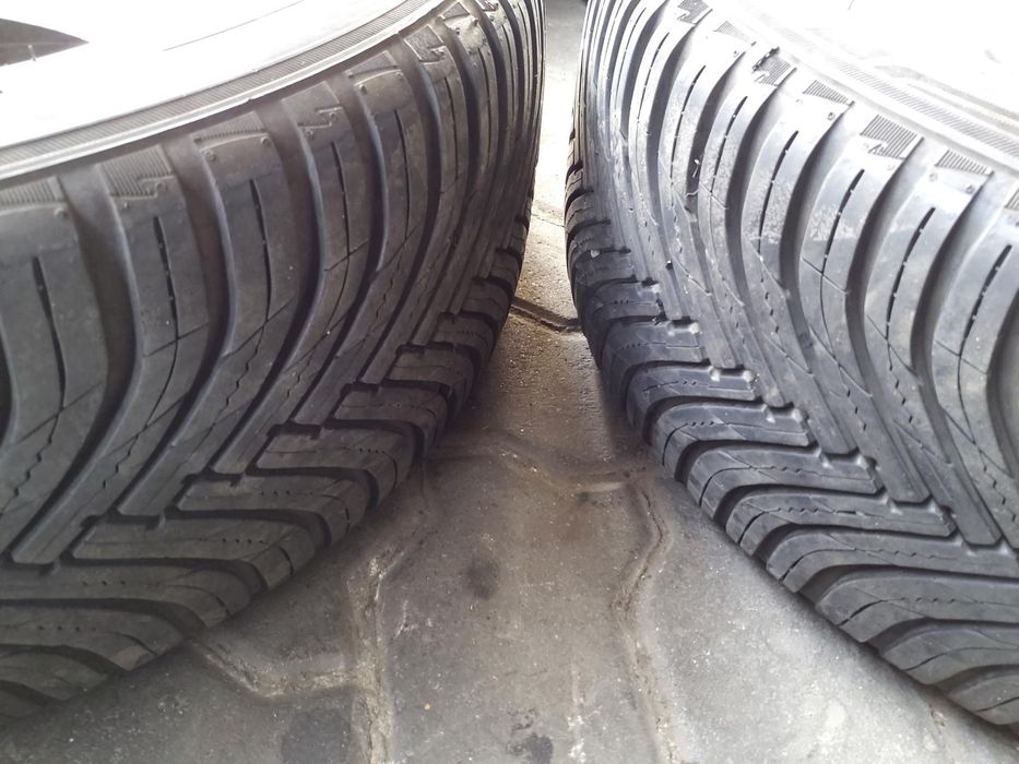 Jantes Ford R17 Com Pneus 205/50 Furação 5X108
