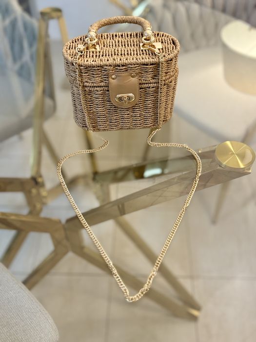 Malas de mão em junco e pele varias cores