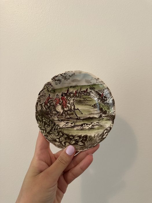 Prato de colecção Johnson Brothers Tally