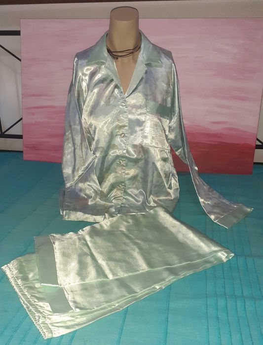 Pijama de Senhora em Cetim