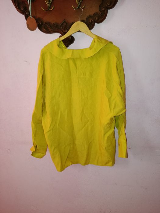 Camisa verde lima Massimo Dutti