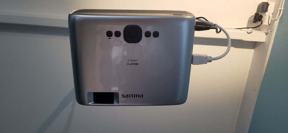 Projektor Philips Neopix Ultra 2 stan jak nowy