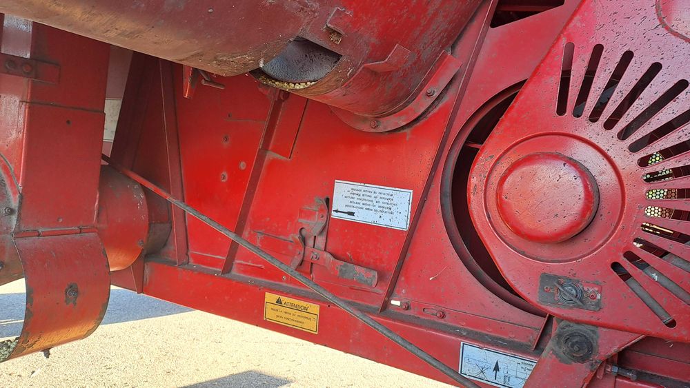 Продам комбаїн Massey Ferguson 530L