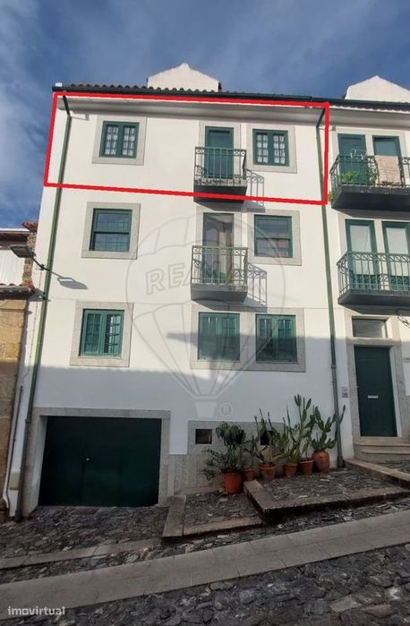 Apartamento T3 para venda — Sé, Santa Maria E Meixedo, Bragança
