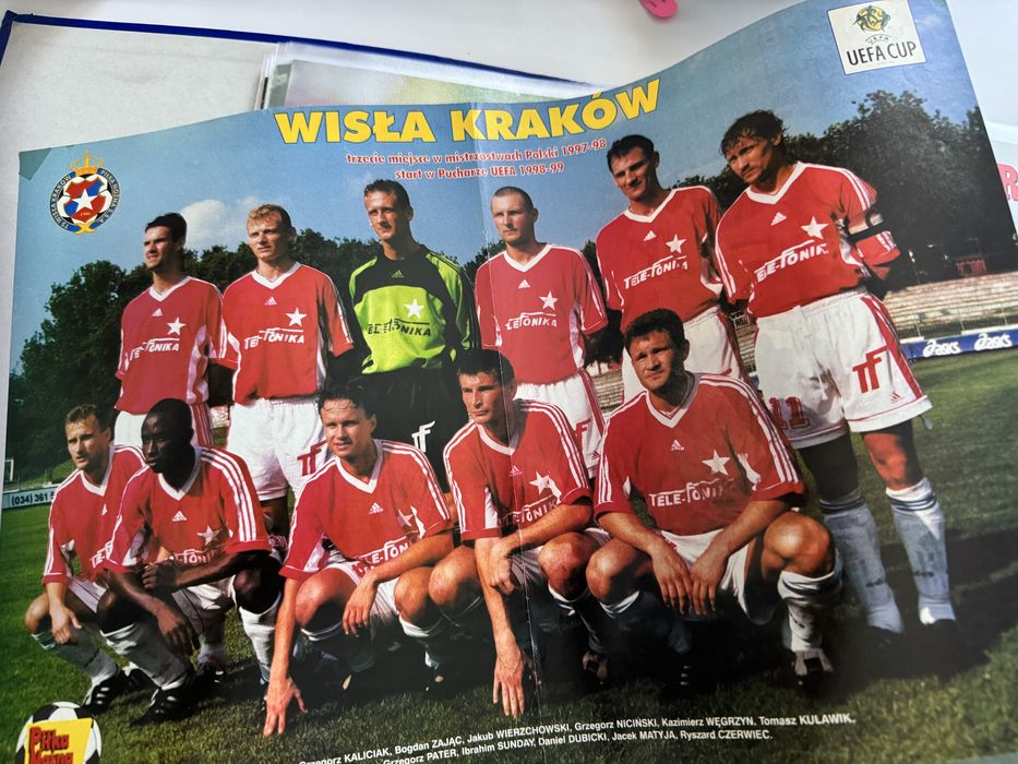 Plakaty/wycinki z lat 90tych