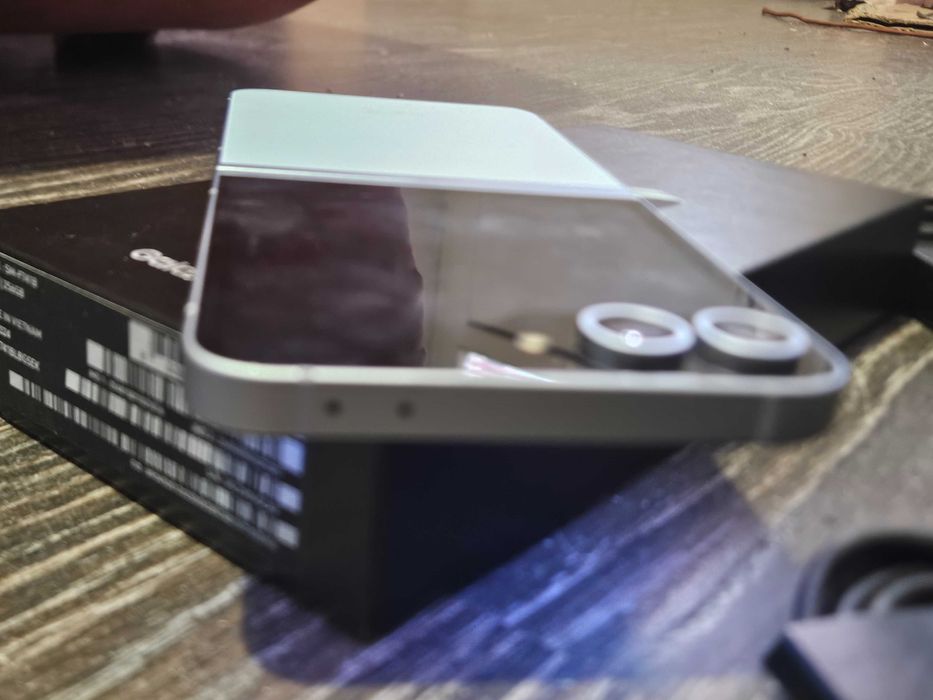Samsung flip 6 офіційний