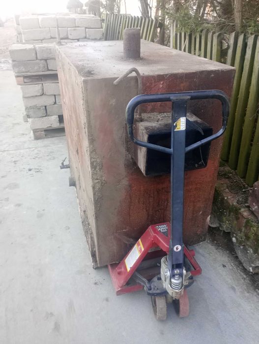 Sprzedam Złom stalowy gruba blacha