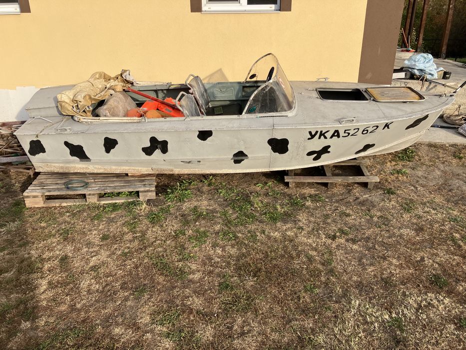 Продам човен Прогрес 4