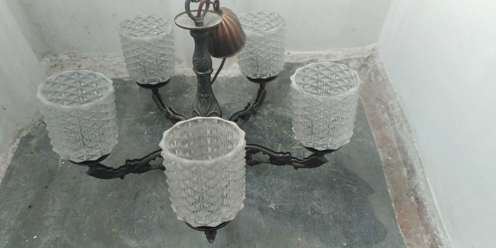 Класичний світильник