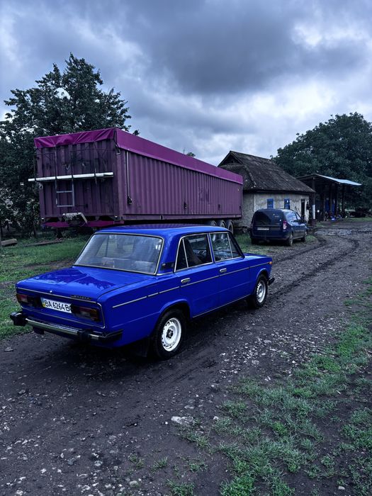 Ваз 2106 В одних руках з салону.