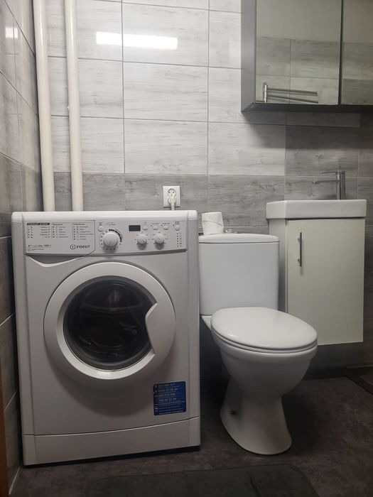 Sprzedam M3 z wyposażeniem (AGD+Meble) | ul. 26 Marca 62 | Kuchnia otwarta na salon