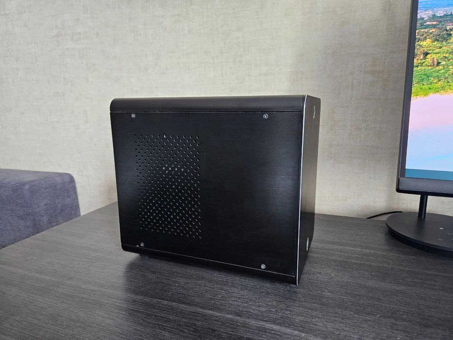 Продам компактний ПК (Core i5 6600 / 16 Gb DDR4 / Asus GTX960 4Gb)