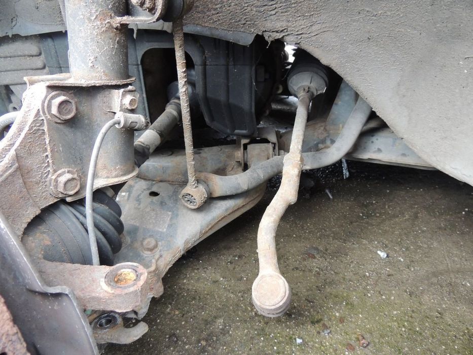 Belka zawieszenia przód KIA Sportage II '10 2.0