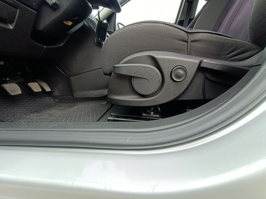 Опель Астра j Opel Astra j