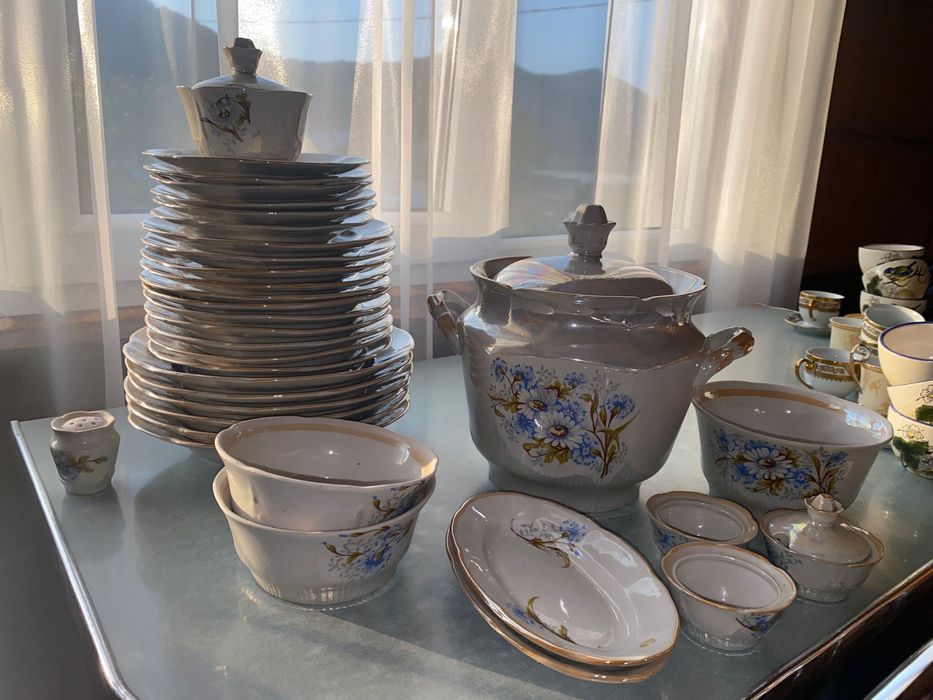 Набір посуду …….ціеа за все що на фото