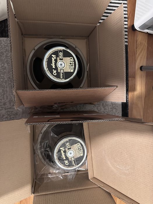 Par 2 Celestion vintage 30 made in UK 16ohm