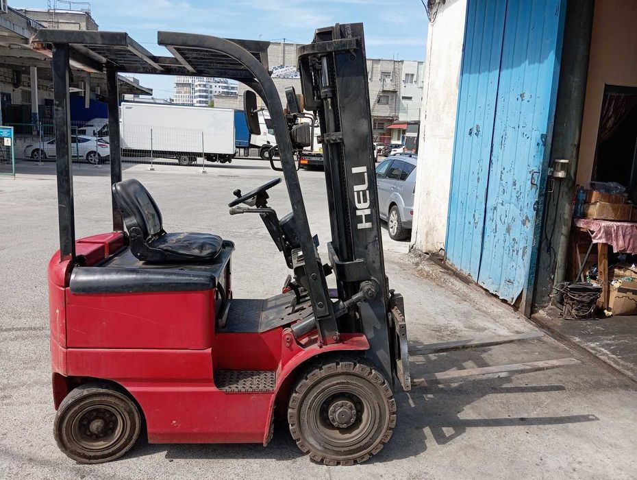 Оренда вилочного навантажувача HELI CPD10FJ2 від 3 місяців