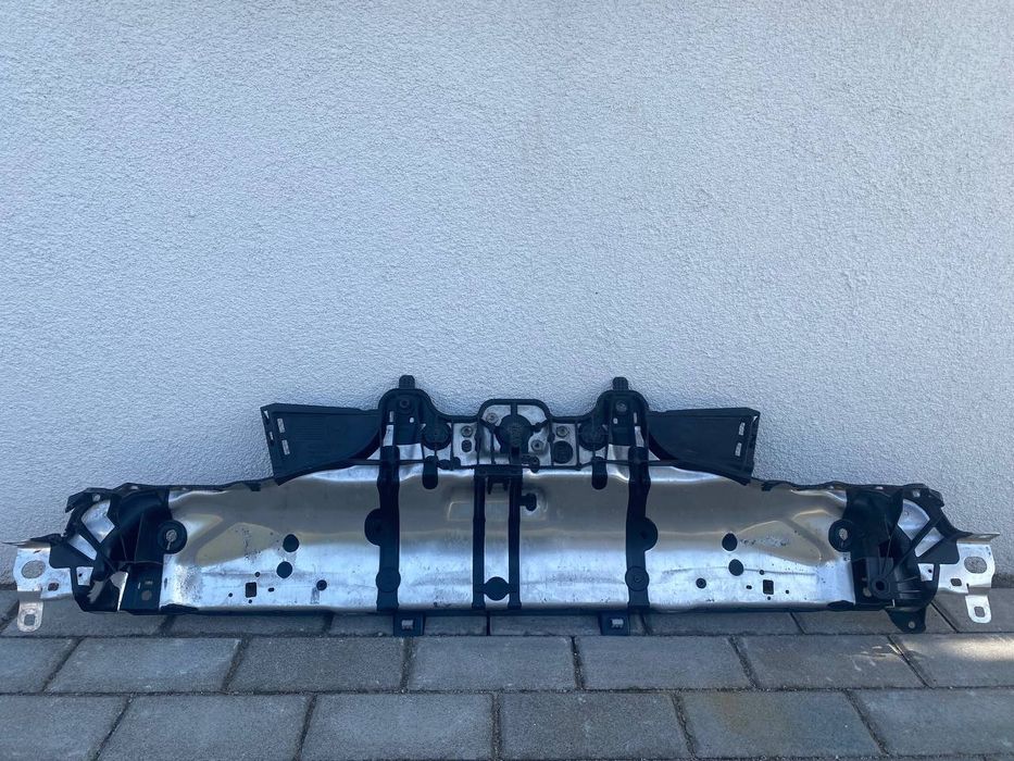 Macan Телевизор панель крепление радиаторов балка 95B805931F окуляр