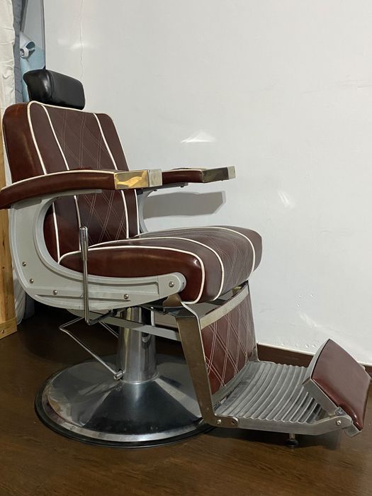 Cadeira profissional de barbeiro