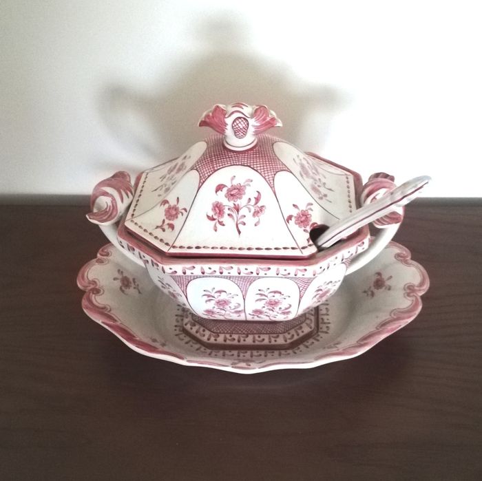 Terrina com travessa vintage, pintada à mão, Carvalhinho