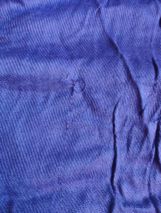 Fioletowa apaszka z frędzlami