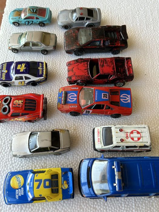 Carrinhos em mimistura