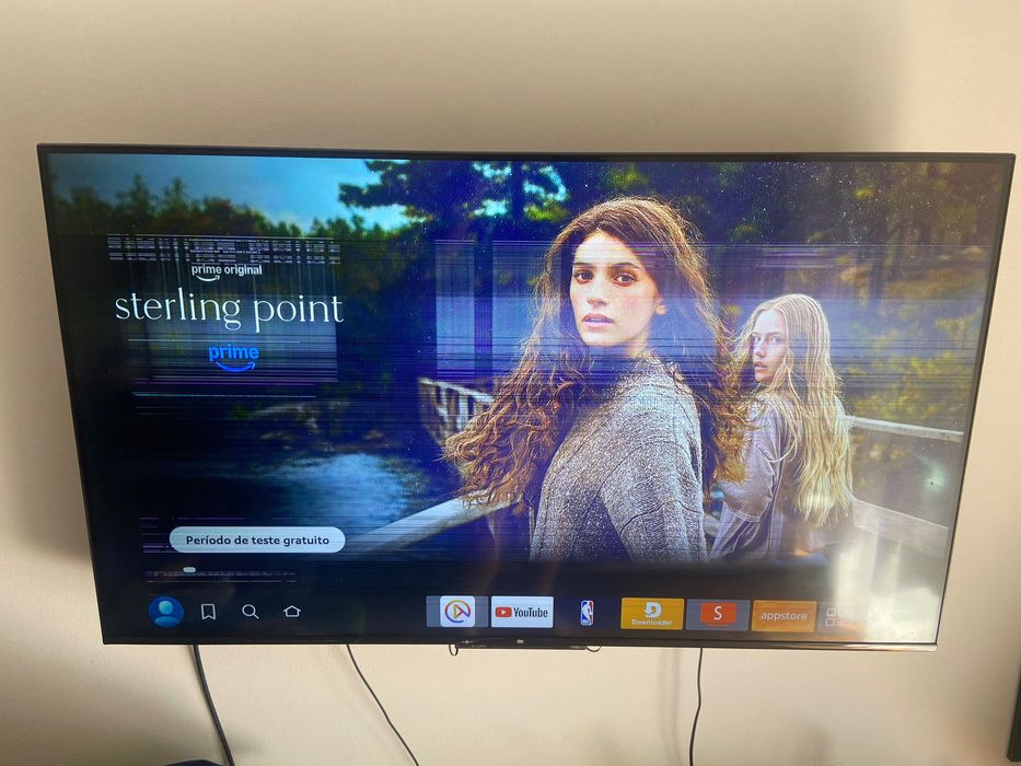 TV com riscos, XIAOMI 52”
