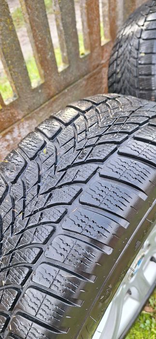 Opony Dunlop zimowe 225/55 r17 Run Flat z alufelgami BMW