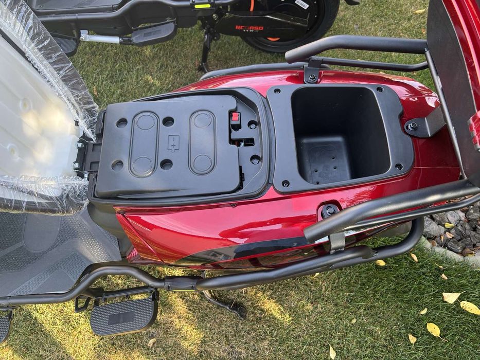 Електроскутер Corso Widget 2500W 72V/32Ah ЛІТІЙ-ЗАЛІЗО-ФОСФАТНА  БАТАР