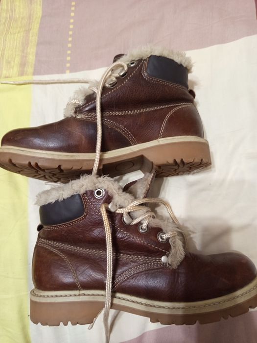 Шкіряні черевики чоботи 38 розмір