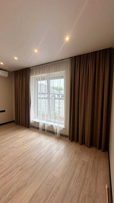 Будинок в зеленій локаціі.З РЕМОНТОМ І ТЕХНІКОЮ