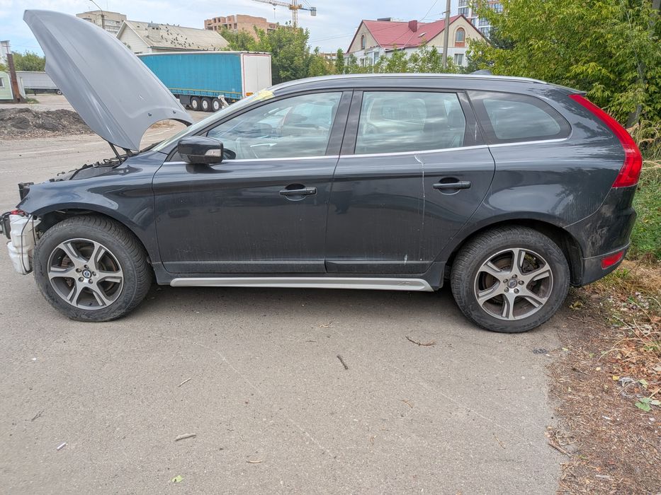 Кузов Четверть  Volvo XC60 2008 2017 кузов по кускам