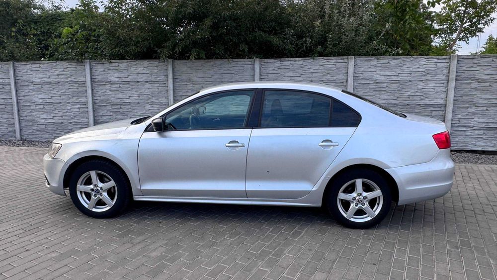 Volkswagen Jetta 2014