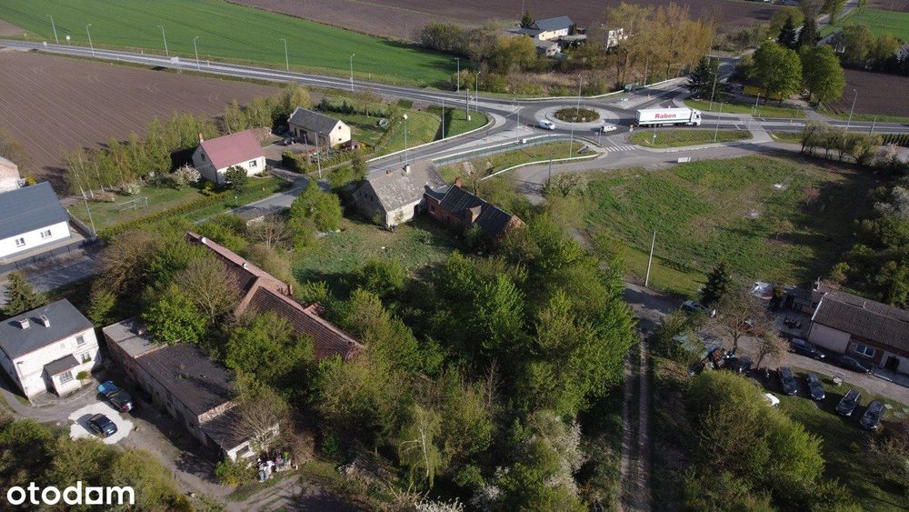 Nieruchomość z dużym budynkiem gospodarczym 324 m² i działką 2400 m²