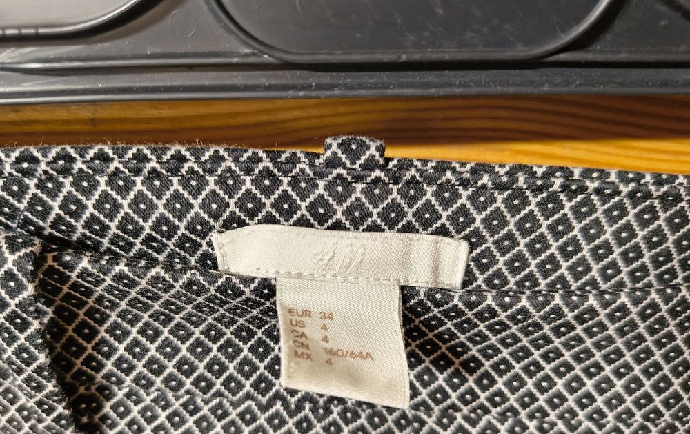 Spodnie eleganckie cygaretki H&M roz. 34 (XS)